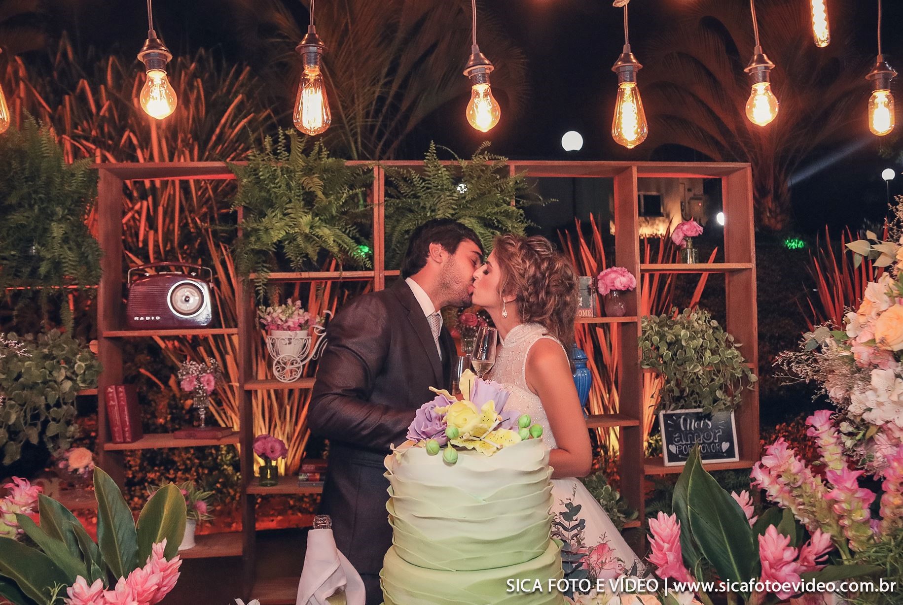 iluminação retrô casamento